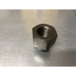Hutmutter Zylinderkopf 17mm Schlüsselweite - original & gebraucht