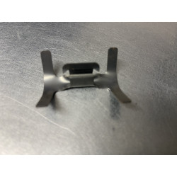 Retaining clip for trim at sill/rocker panel - Spider