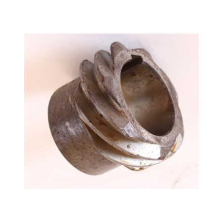 Spocket for oil pump on crank shaft, used