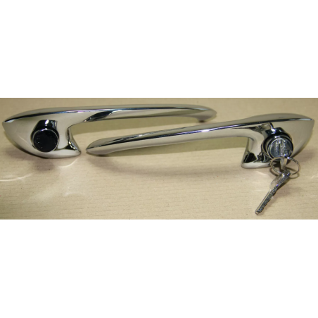 Door handle set, including two keys