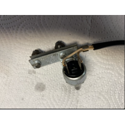 Schalter Rückwärtsgang inklusive Halterung - 101 1600, 105 bis Bj '67 - gebraucht