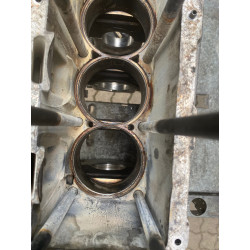 Motorblock Alfa Romeo 105 2000 inklusive Stirndeckel