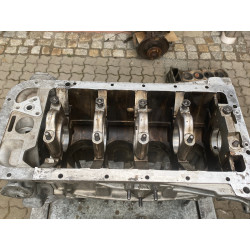 Engine block Alfa Romeo 105 2000 incl. timing cover