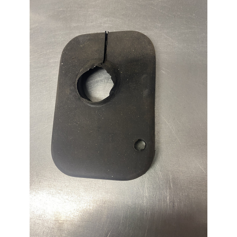 Steering column rubber grommet