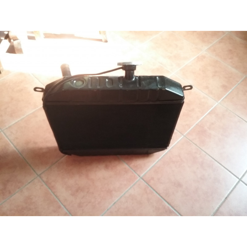 Kühler AT Sprint/Berlina